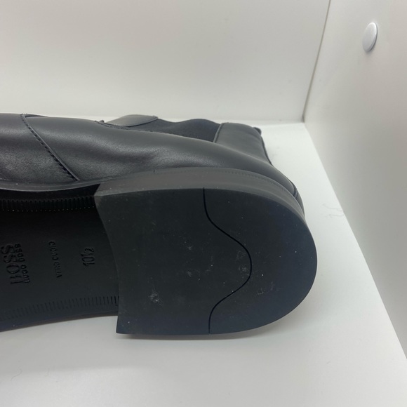 Hugo Boss Mens size 10.5 Chelsea (Brand New) main image 11